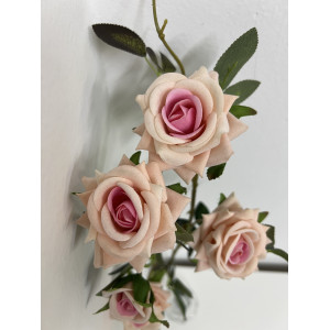 Ветка Роза искусственная Кустовая бархатная Офелия Персик с розовым. 110122